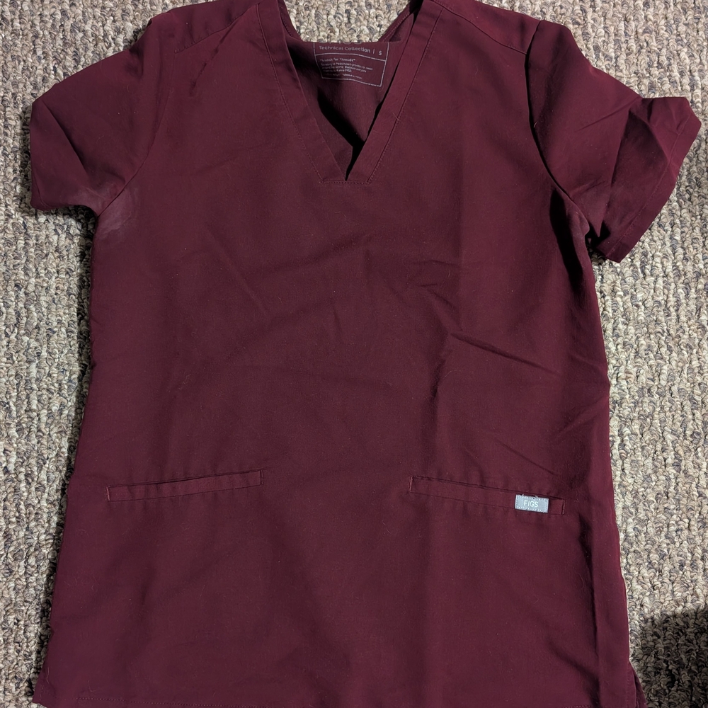 Figs Maroon Scrub Top